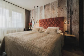 ROSE LUXURY APARTMENT & 24h self check-in with private parking, Banská Bystrica